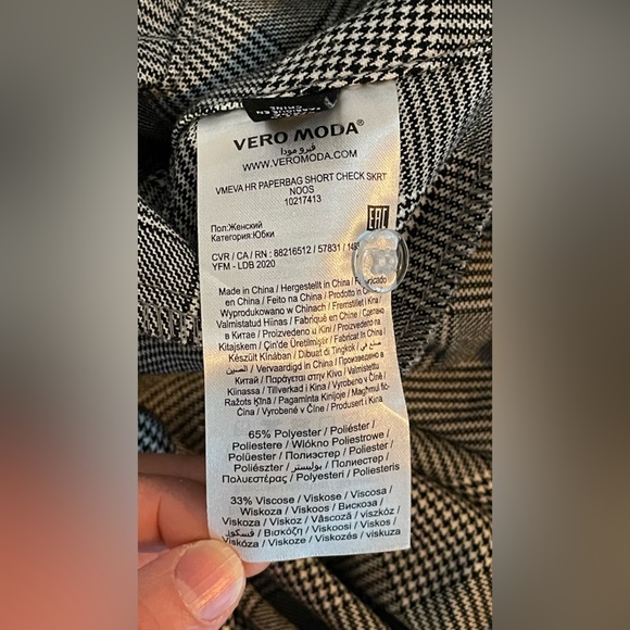 NWOT Vero Moda - Cantagallo | Belted High-Waisted Plaid Paper bag Style Skirt - Picture 3 of 4